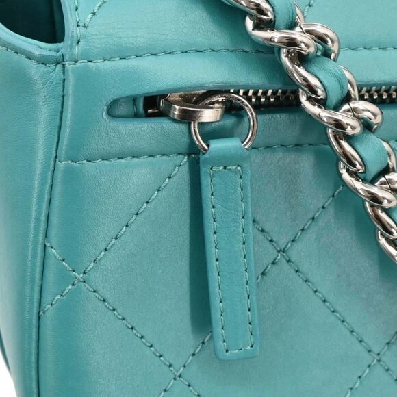 Chanel Emerald Green Calfskin Ring My Bag 2way Handbag - Picture 3 of 10
